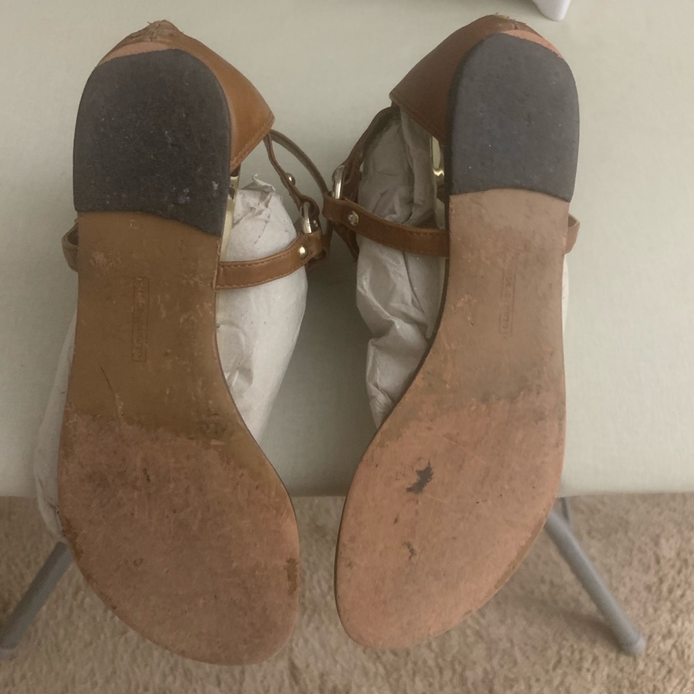 Vince Camuto Sandals - Picture 3 of 6